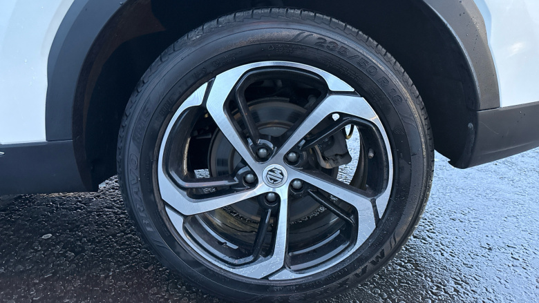 MG HS 1.5 T-GDI PHEV SE 5dr Auto Hatchback